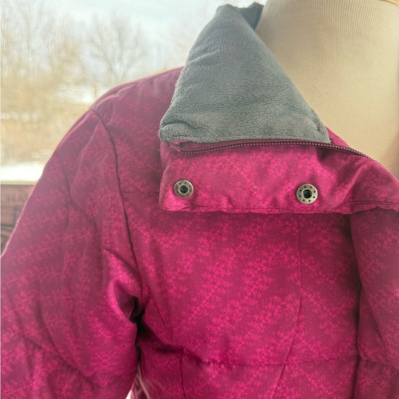 Columbia Women's Magenta Puffer Coat - Picture 2 of 11